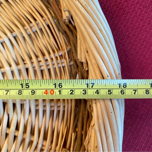 Large Round Willow and Rattan Wicker Tray - Picture 4 of 5